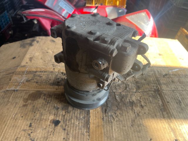 bontott HYUNDAI MATRIX Klímakompresszor