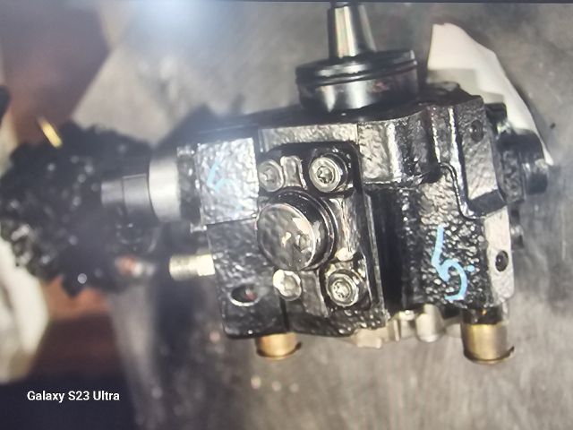 bontott HYUNDAI MATRIX Nagynyomású Szivattyú