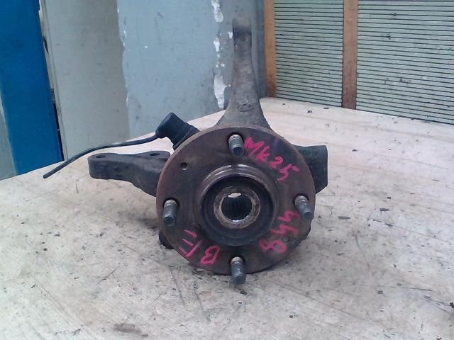 bontott HYUNDAI MATRIX Bal első Csonkállvány Kerékaggyal