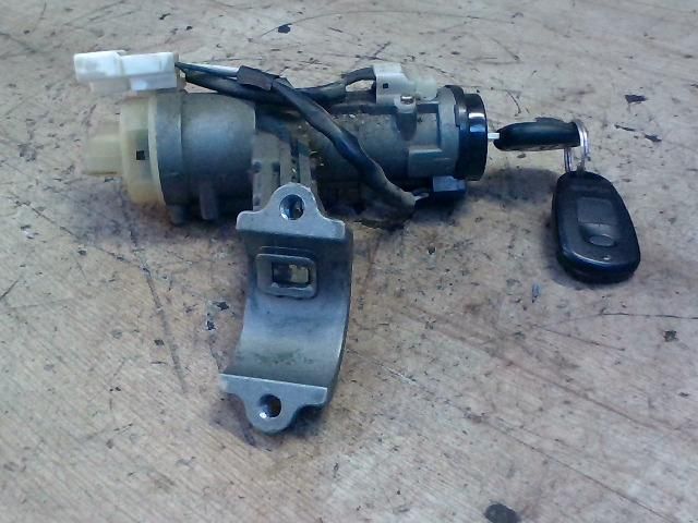 bontott HYUNDAI MATRIX Gyújtáskapcsoló