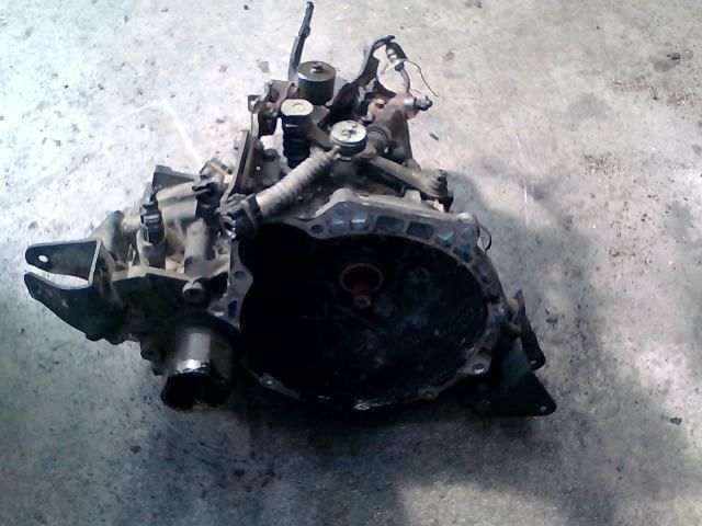 bontott HYUNDAI MATRIX Váltó (Mechanikus)