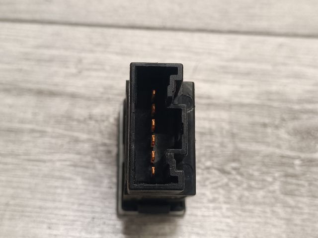 bontott HYUNDAI MATRIX Ablakfűtés Kapcsoló