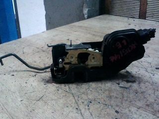 bontott HYUNDAI MATRIX Bal első Ajtózár