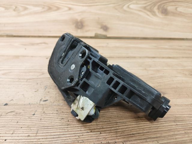 bontott HYUNDAI MATRIX Bal első Ajtózár