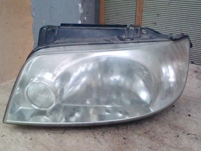 bontott HYUNDAI MATRIX Bal Fényszóró