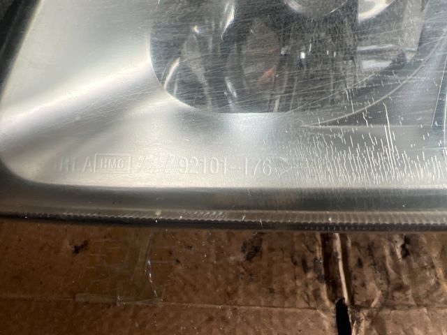 bontott HYUNDAI MATRIX Bal Fényszóró