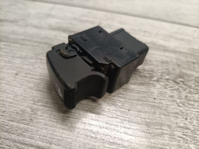 bontott HYUNDAI MATRIX Bal hátsó Ablakemelő Kapcsoló