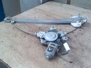 bontott HYUNDAI MATRIX Bal hátsó Ablakemelő Szerkezet (Elektromos)