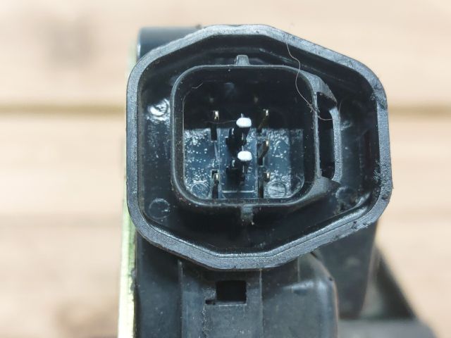 bontott HYUNDAI MATRIX Bal hátsó Ajtózár