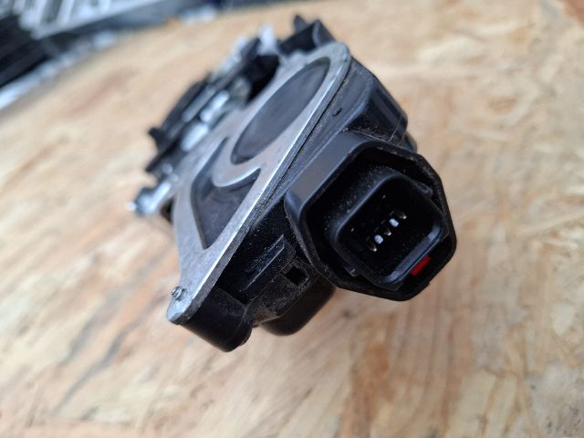 bontott HYUNDAI MATRIX Bal hátsó Ajtózár