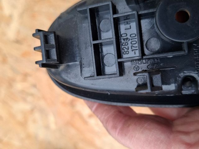 bontott HYUNDAI MATRIX Bal hátsó Belső Kilincs