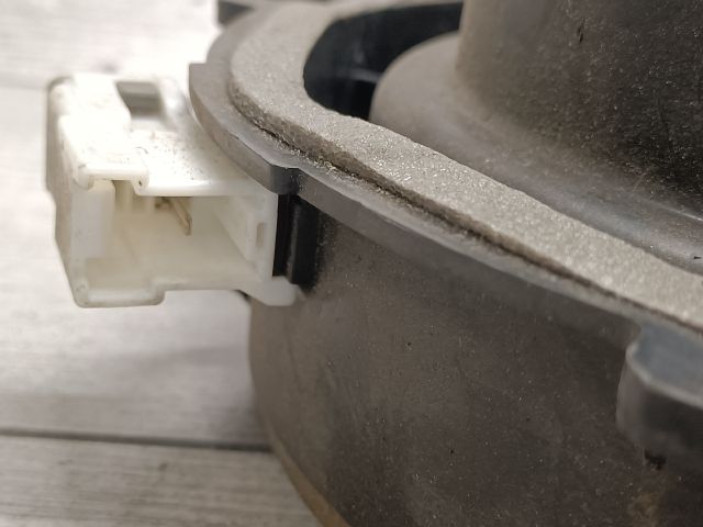 bontott HYUNDAI MATRIX Bal hátsó Hangszóró