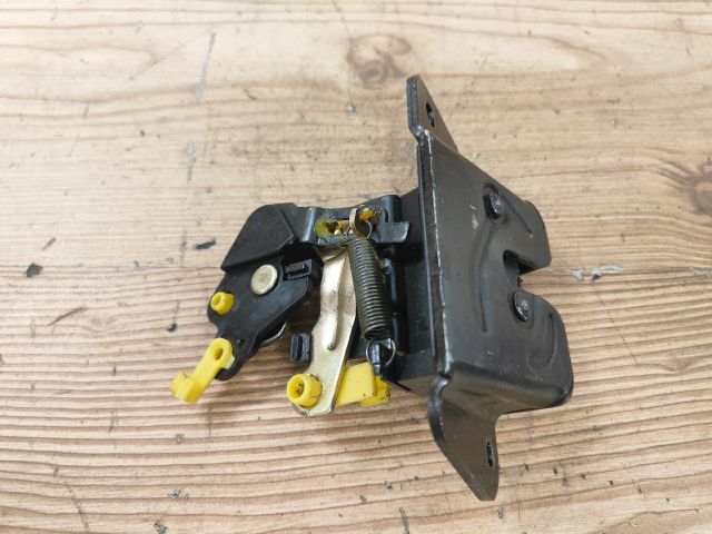 bontott HYUNDAI MATRIX Csomagtérajtó Zárszerkezet