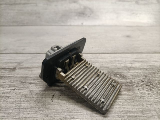 bontott HYUNDAI MATRIX Előtét Ellenállás Fűtőmotor