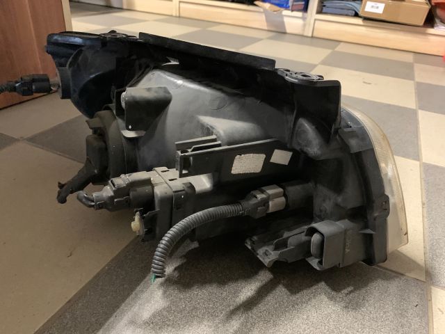 bontott HYUNDAI MATRIX Fényszóró Pár