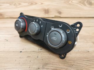 bontott HYUNDAI MATRIX Fűtéskapcsoló (manuális klímás)