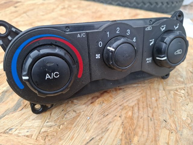 bontott HYUNDAI MATRIX Fűtéskapcsoló