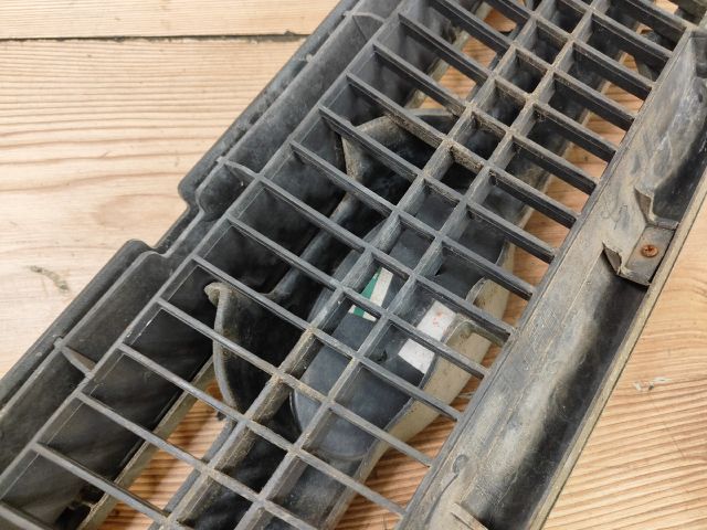 bontott HYUNDAI MATRIX Hűtőrács