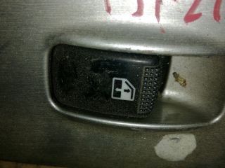 bontott HYUNDAI MATRIX Jobb első Ablakemelő Kapcsoló