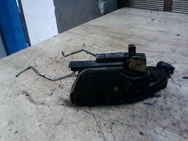 bontott HYUNDAI MATRIX Jobb első Ajtózár