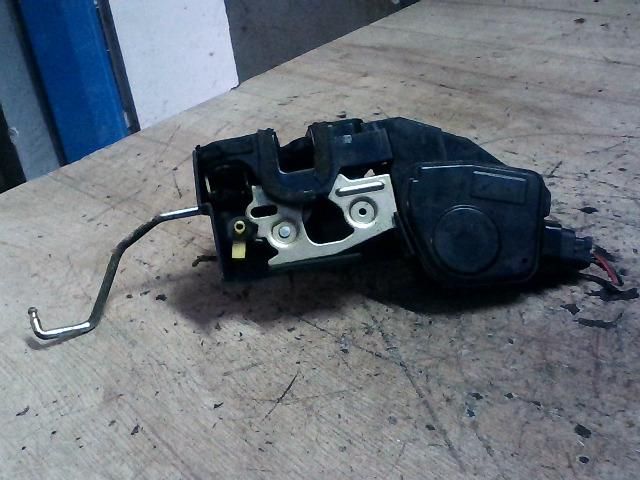 bontott HYUNDAI MATRIX Jobb első Ajtózár