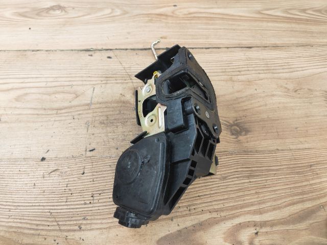 bontott HYUNDAI MATRIX Jobb első Ajtózár