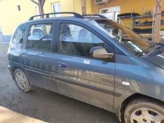 bontott HYUNDAI MATRIX Jobb első Dobbetét (Kerékjárati, Műanyag)