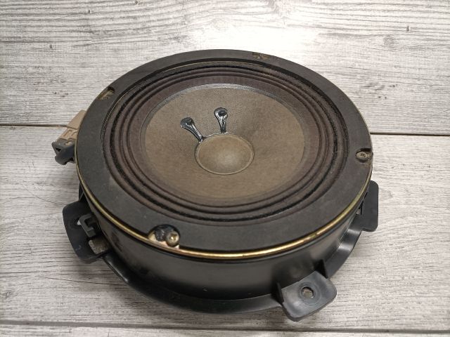 bontott HYUNDAI MATRIX Jobb első Hangszóró