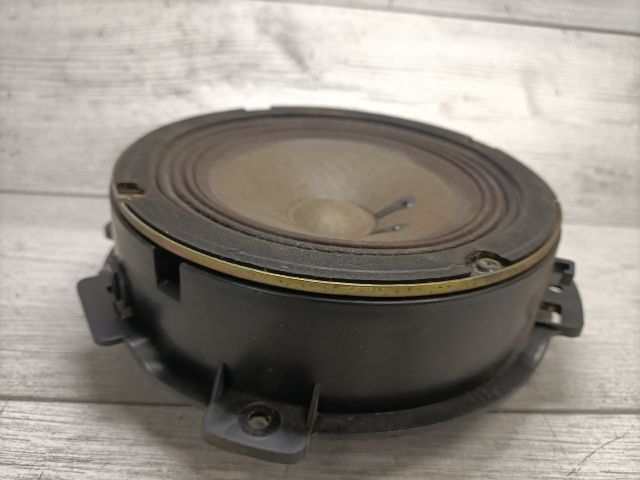 bontott HYUNDAI MATRIX Jobb első Hangszóró