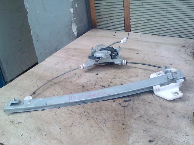 bontott HYUNDAI MATRIX Jobb hátsó Ablakemelő Szerkezet (Elektromos)