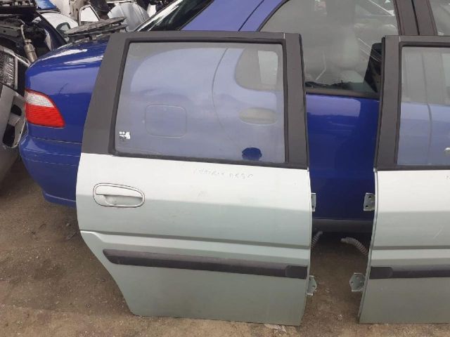 bontott HYUNDAI MATRIX Jobb hátsó Ajtó (Üres lemez)