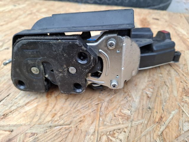 bontott HYUNDAI MATRIX Jobb hátsó Ajtózár