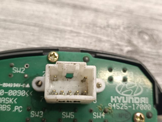 bontott HYUNDAI MATRIX Trip Kapcsoló