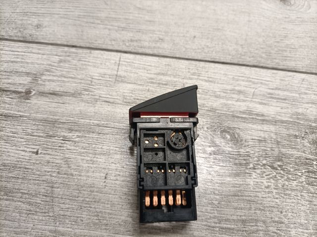 bontott HYUNDAI MATRIX Vészvillogó Kapcsoló