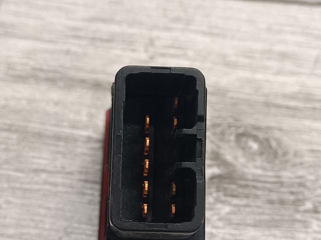 bontott HYUNDAI MATRIX Vészvillogó Kapcsoló