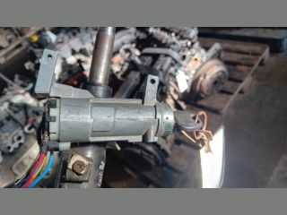 bontott HYUNDAI PONY Gyújtáskapcsoló Házzal