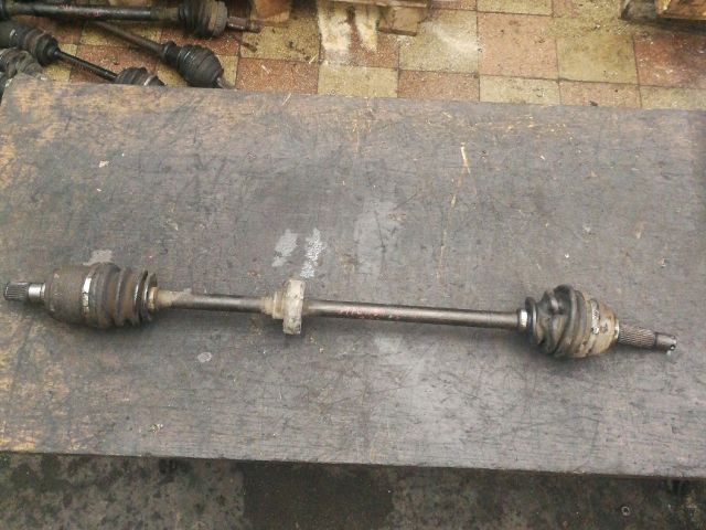 bontott HYUNDAI PONY Jobb Féltengely