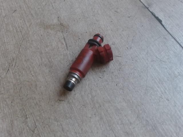 bontott HYUNDAI PONY Porlasztó (1 db)