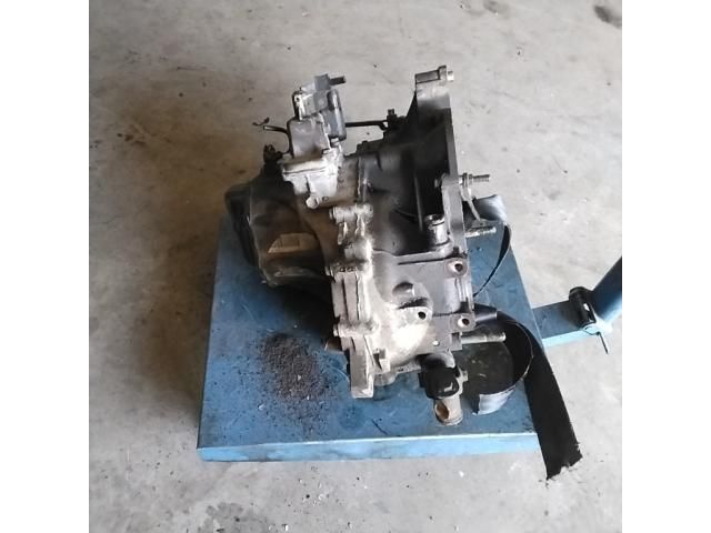 bontott HYUNDAI PONY Váltó (Mechanikus)