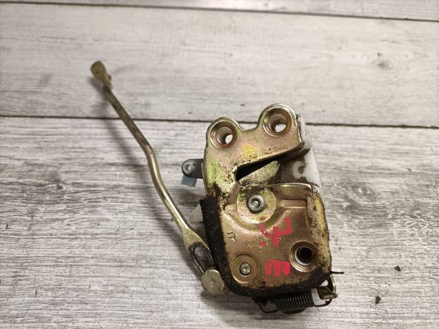 bontott HYUNDAI PONY Jobb első Ajtózár