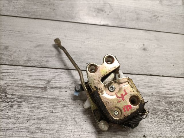 bontott HYUNDAI PONY Jobb első Ajtózár