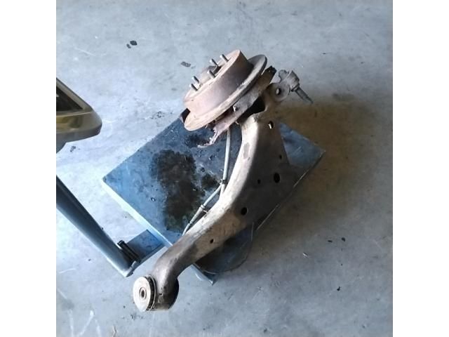 bontott HYUNDAI SANTA FÉ Bal hátsó Kerékagy