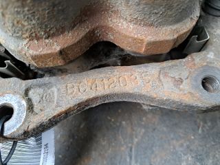 bontott HYUNDAI SANTA FÉ Jobb első Féknyereg Munkahengerrel