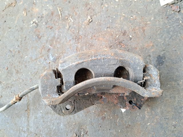 bontott HYUNDAI SANTA FÉ Jobb első Féknyereg Munkahengerrel