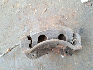 bontott HYUNDAI SANTA FÉ Jobb első Féknyereg Munkahengerrel