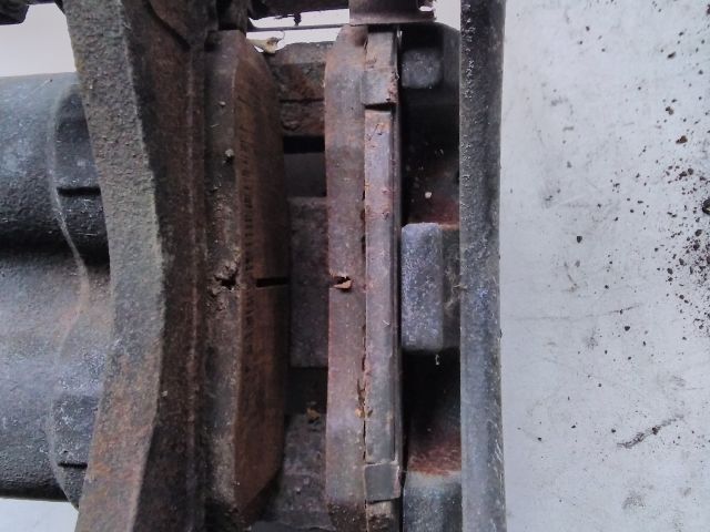 bontott HYUNDAI SANTA FÉ Jobb első Féknyereg Munkahengerrel