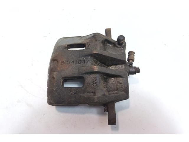 bontott HYUNDAI SANTA FÉ Jobb első Féknyereg Munkahengerrel