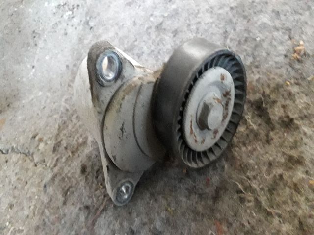 bontott HYUNDAI SANTA FÉ Szíjfeszítő Görgő