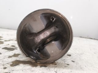 bontott HYUNDAI SANTA FÉ Dugattyú