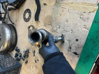 bontott HYUNDAI SANTA FÉ EGR Hűtő Cső